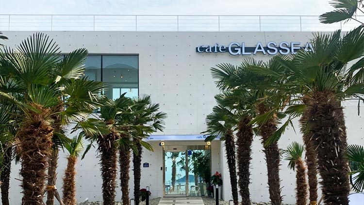 대형카페 글래씨스